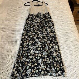 All that Jazz Vintage Black and Cream Floral Maxi Dress Fairycore Size 11/12